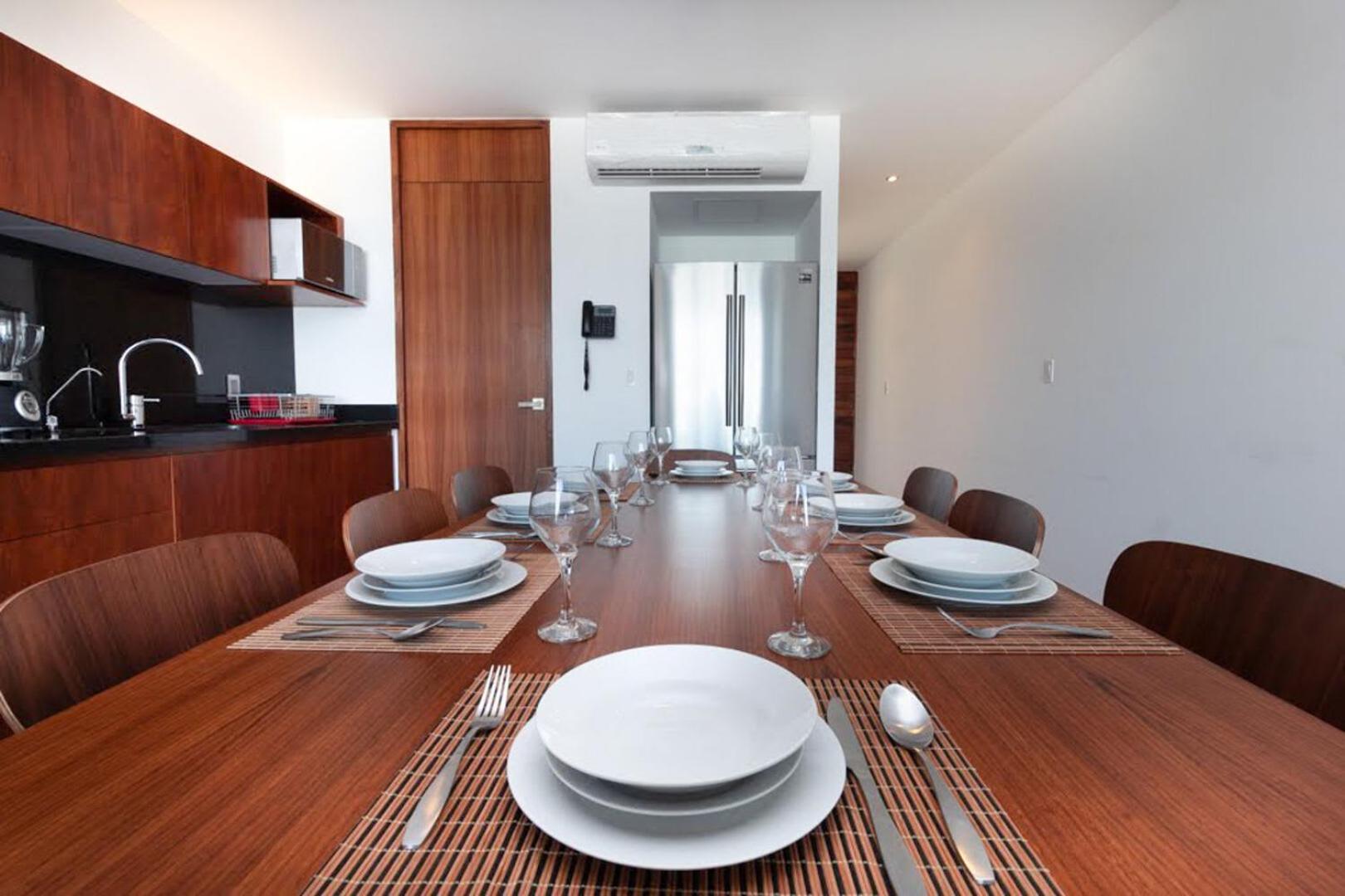Exclusive 5th Ave With Private Pool *